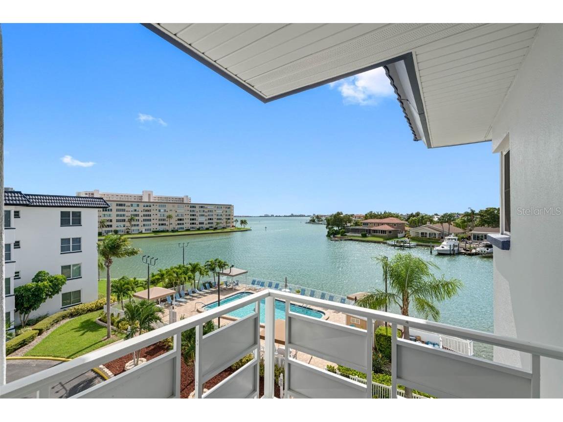 5955 30th Avenue S #401 Gulfport FL 33707 U8210058 image1