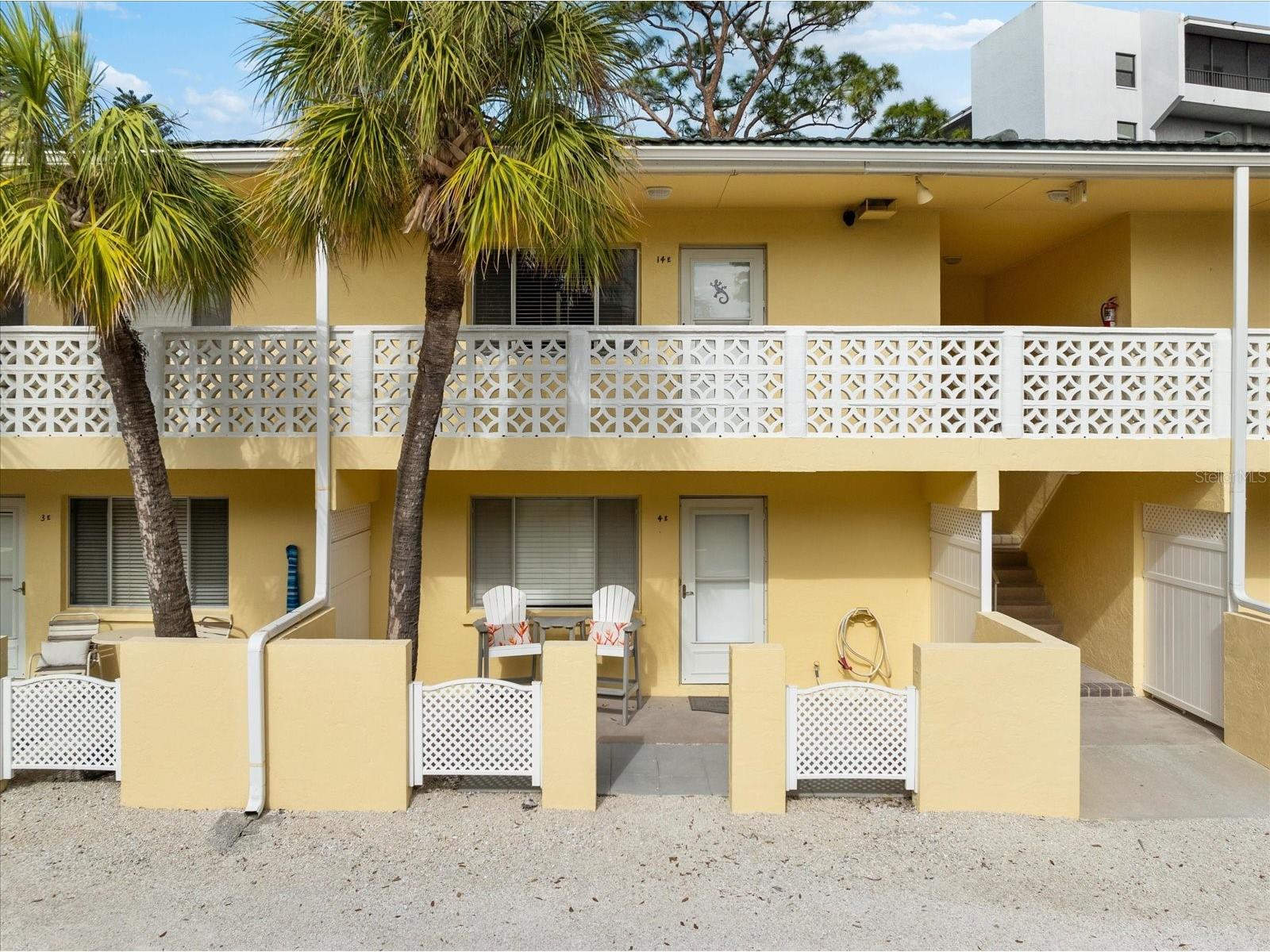 5955 Midnight Pass Road #4E Sarasota FL 34242 A4681682 image1