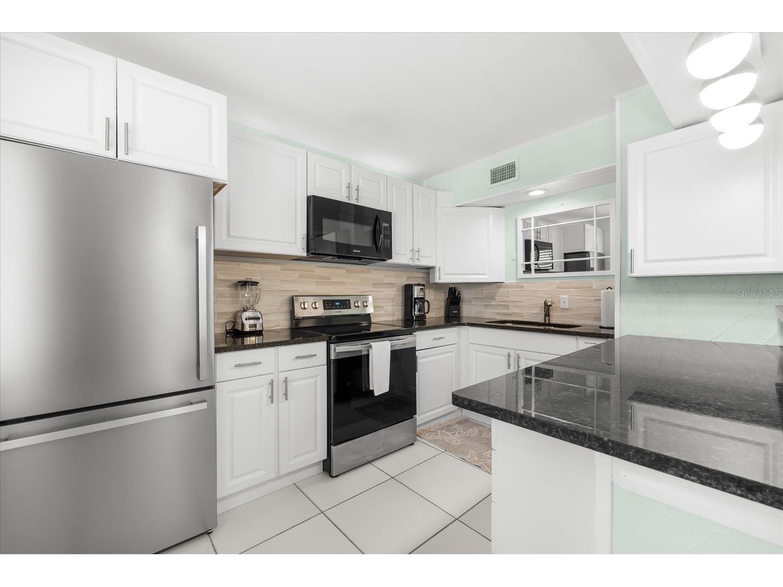 5955 Midnight Pass Road #4E Sarasota FL 34242 A4681682 image16