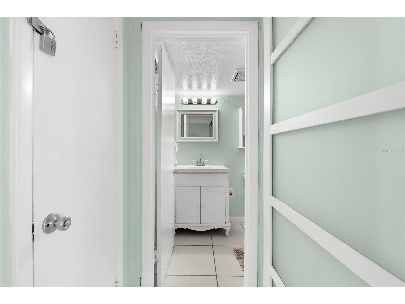 5955 Midnight Pass Road #4E Sarasota FL 34242 A4681682 image21