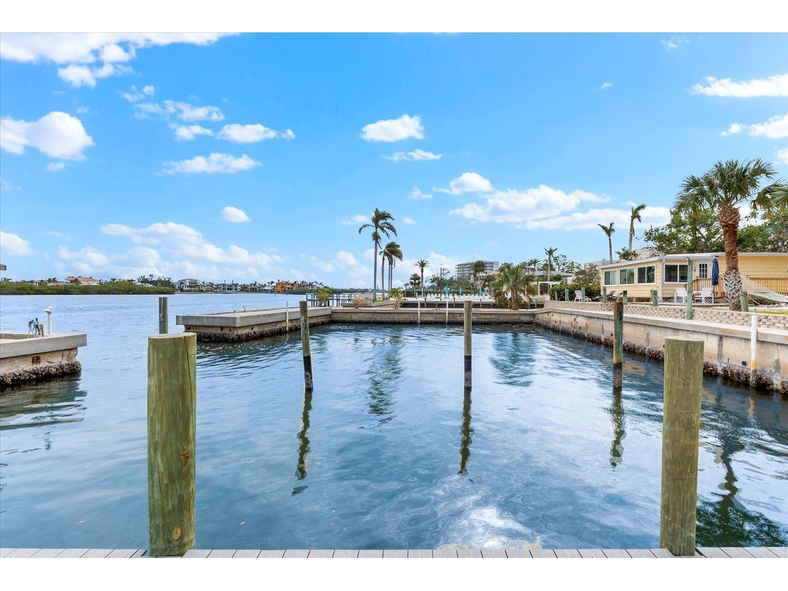 5955 Midnight Pass Road #4E Sarasota FL 34242 A4681682 image58