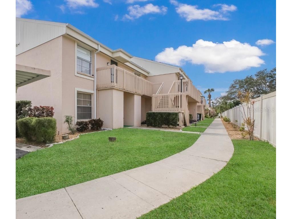 5956 7th Avenue W #5956 Bradenton FL 34209 A4554582 image1