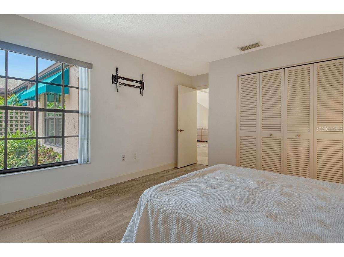 5956 Clubside Drive #7651 Sarasota FL 34243 A4663249 image33