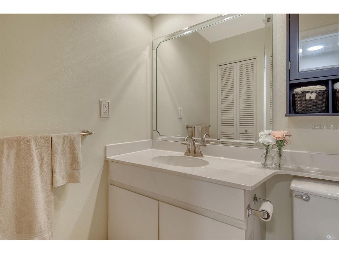 5956 Clubside Drive #7651 Sarasota FL 34243 A4663249 image34