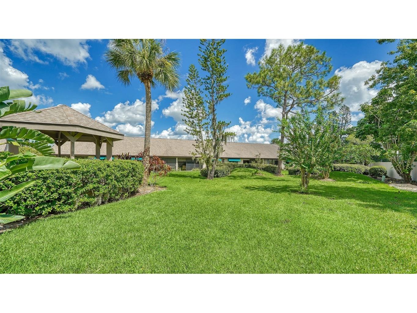 5956 Clubside Drive #7651 Sarasota FL 34243 A4663249 image39