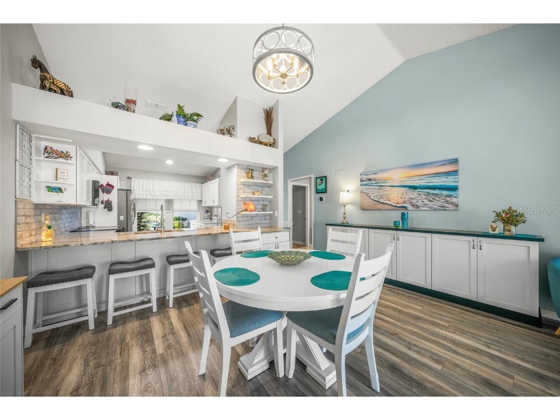 5958 Clubside Drive Sarasota FL 34243 A4673988 image14