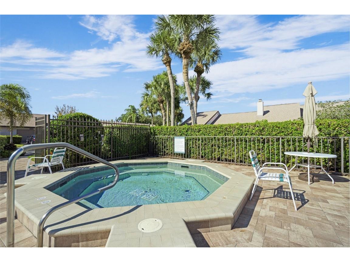 5958 Clubside Drive Sarasota FL 34243 A4673988 image37