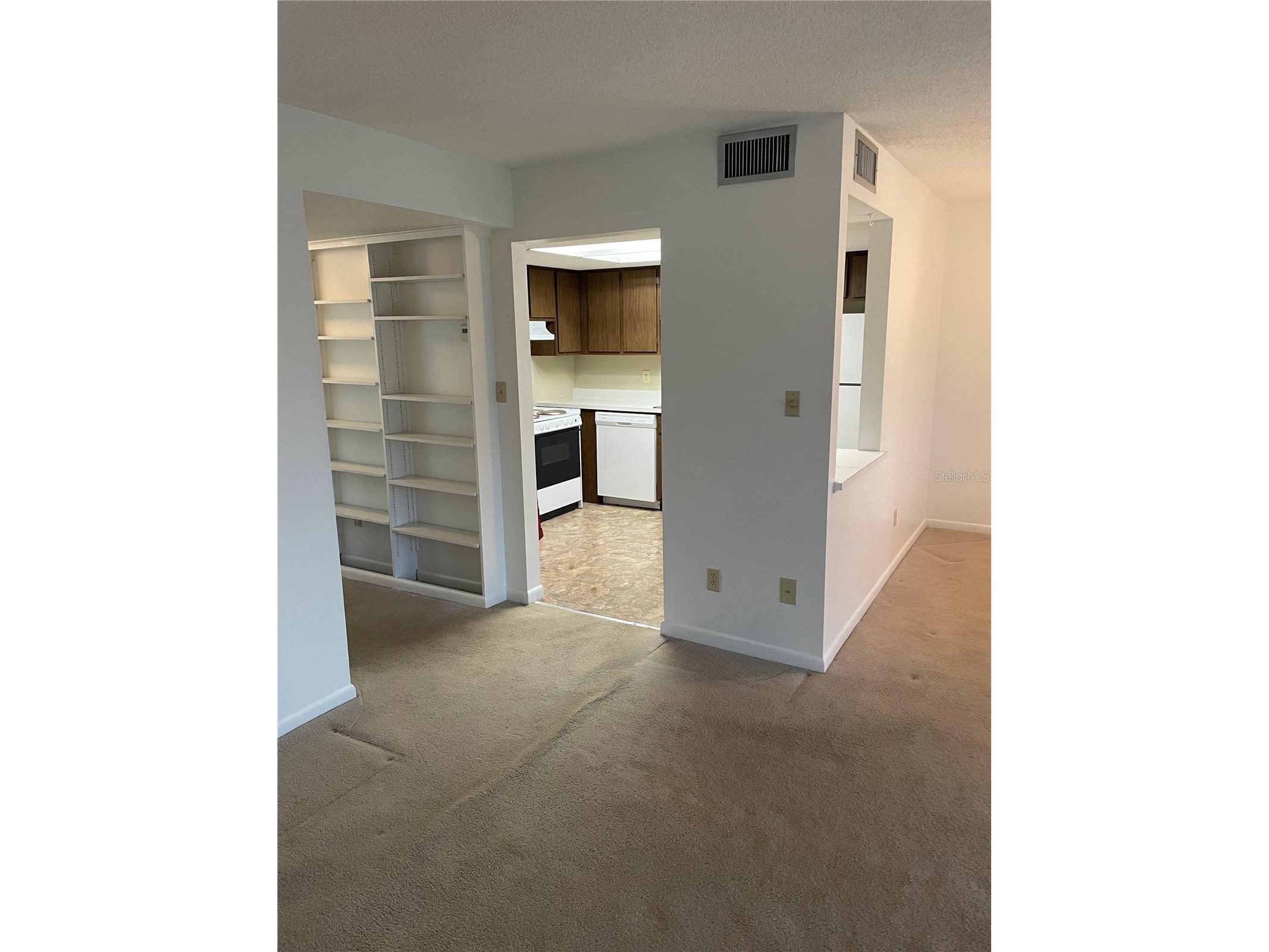 596 Bahia Circle #B Ocala FL 34472 OM719401 image12