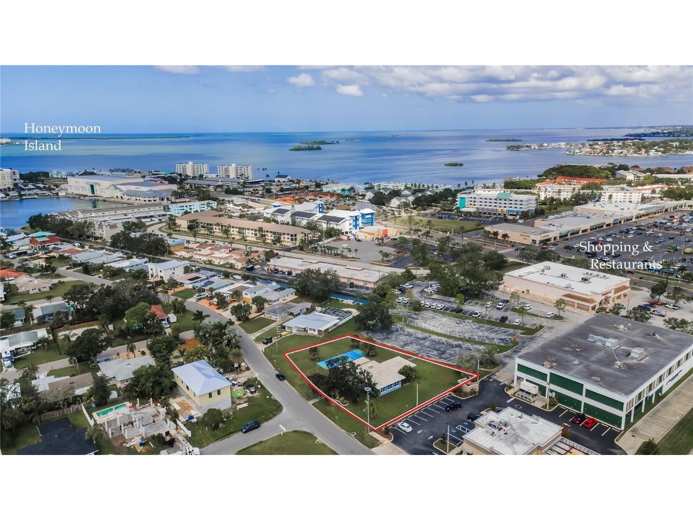 596 Baywood Drive N Dunedin FL 34698 TB8437798 image1