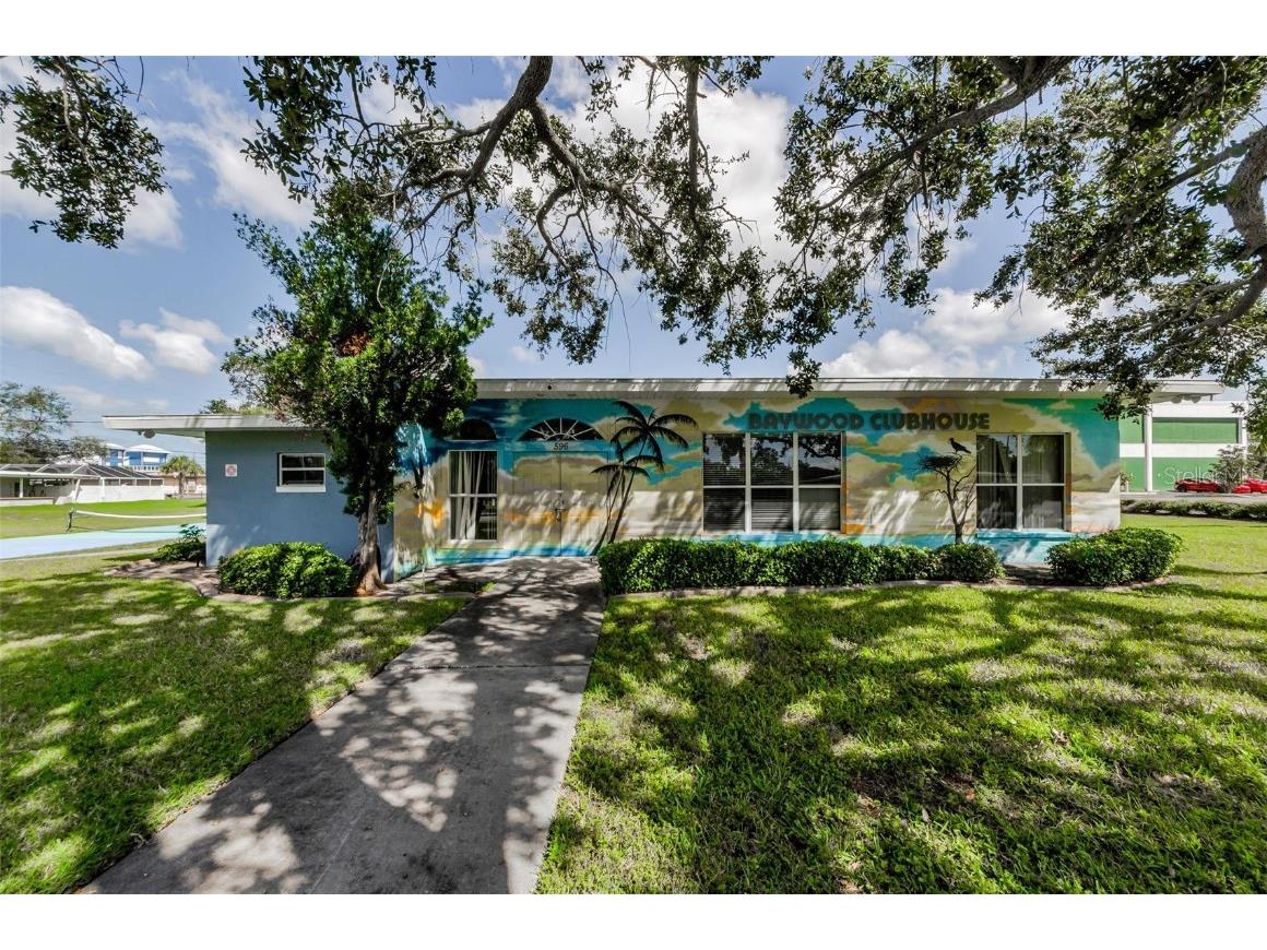 596 Baywood Drive N Dunedin FL 34698 TB8437798 image3