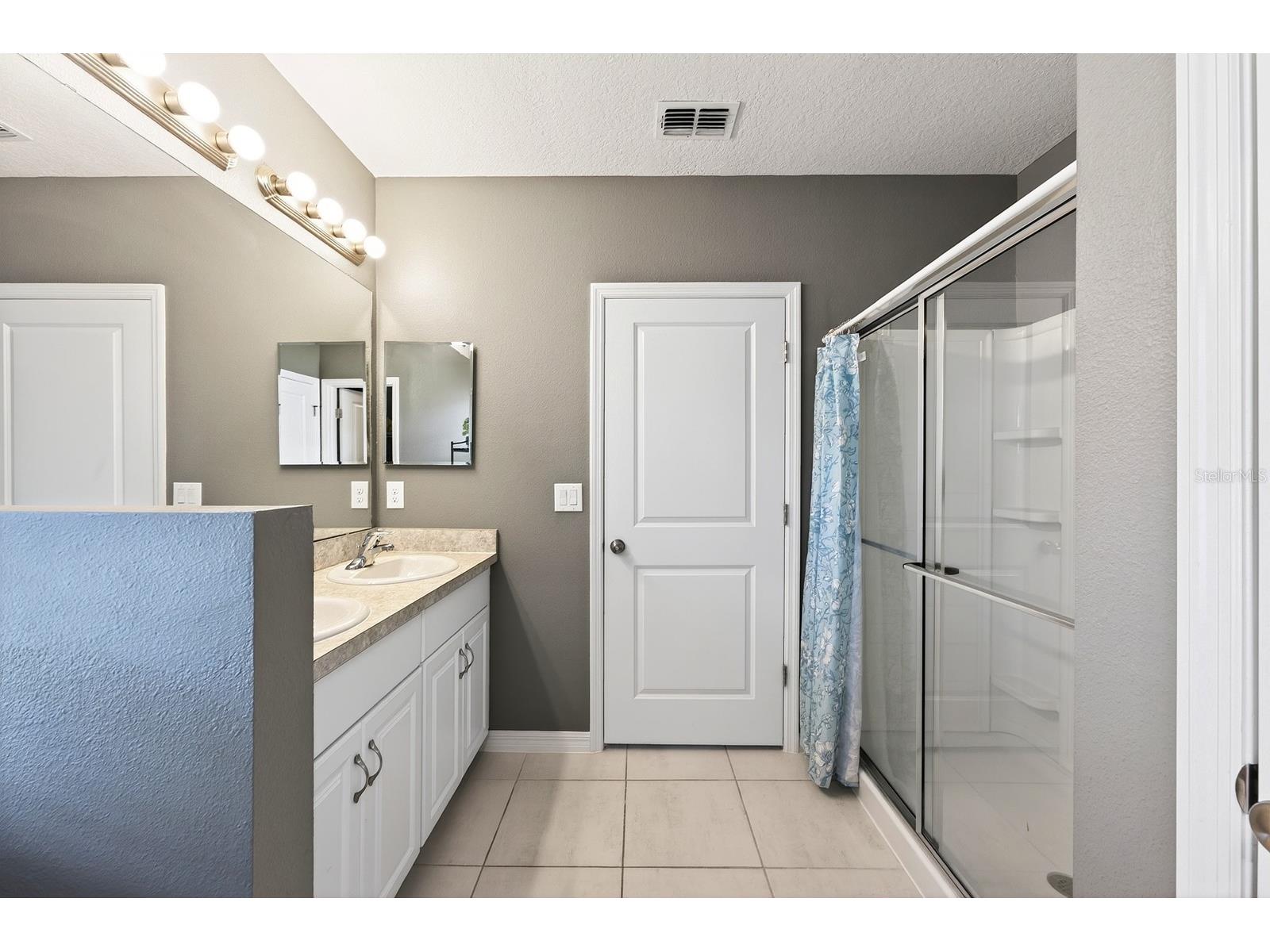596 Meadow Bend Drive Davenport FL 33837 O6410598 image14