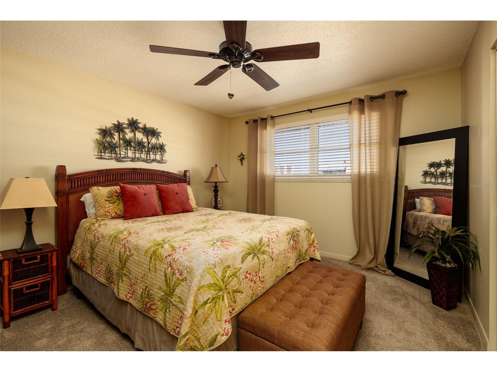 5960 30th Avenue S #411 Gulfport FL 33707 - BOCA CIEGA BAY TB8460098 image1