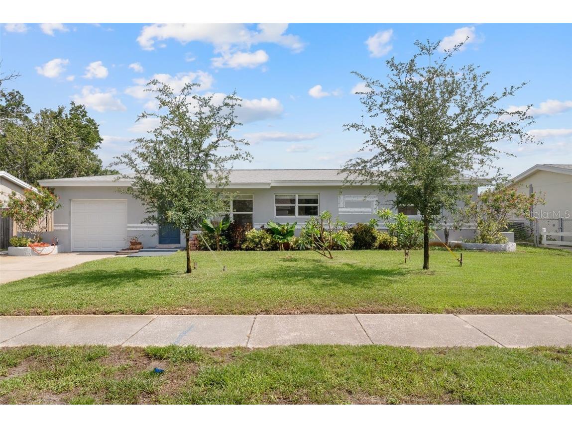 5961 41st Avenue N Saint Petersburg FL 33709 TB8390759 image1
