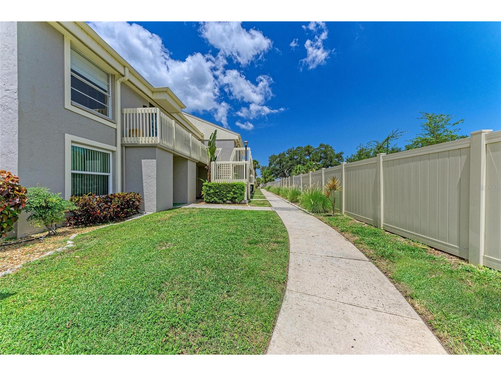 5962 7th Ave W Bradenton FL 34209 A4698778 image2