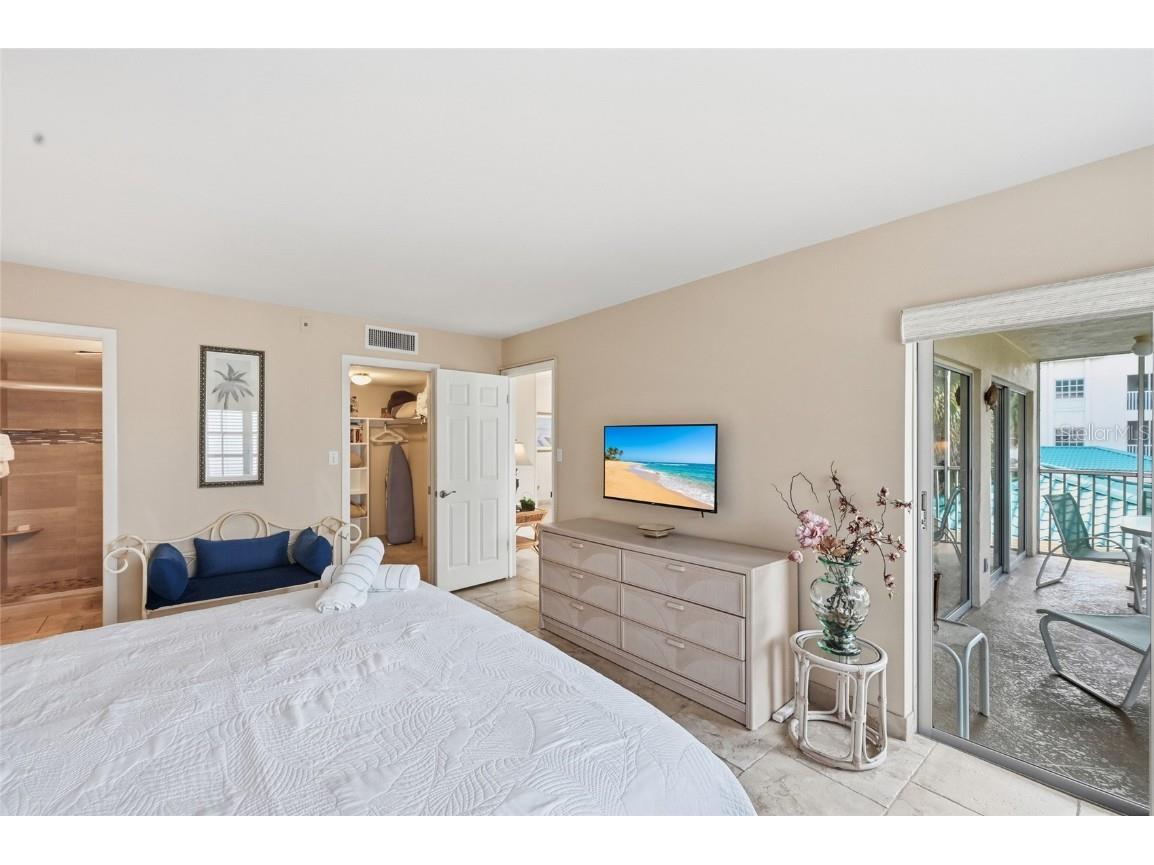 5962 Midnight Pass Road #129 Sarasota FL 34242 A4672593 image19