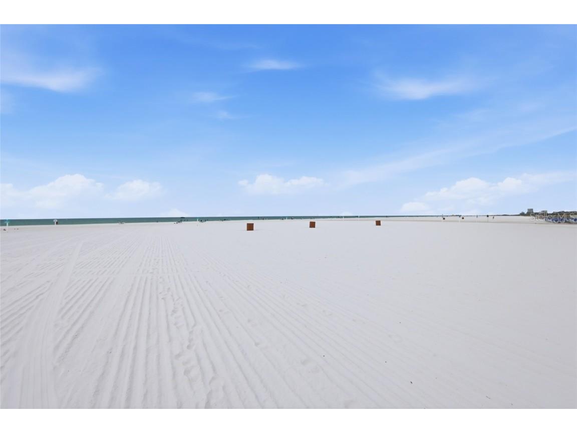 5962 Midnight Pass Road #129 Sarasota FL 34242 A4672593 image24