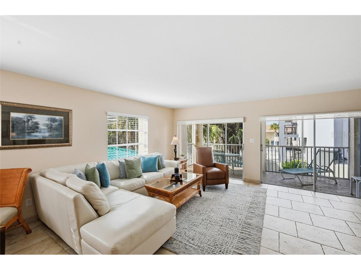 5962 Midnight Pass Road #129 Sarasota FL 34242 A4672593 image4