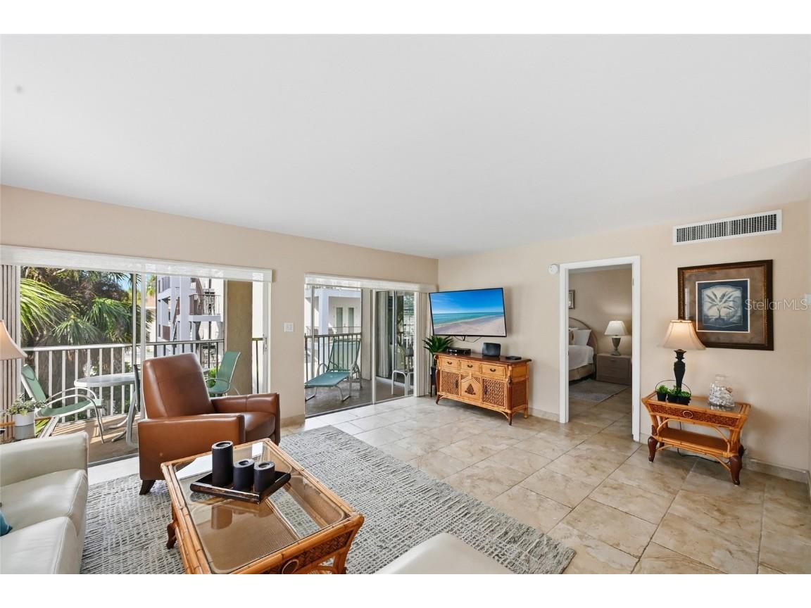 5962 Midnight Pass Road #129 Sarasota FL 34242 A4672593 image7