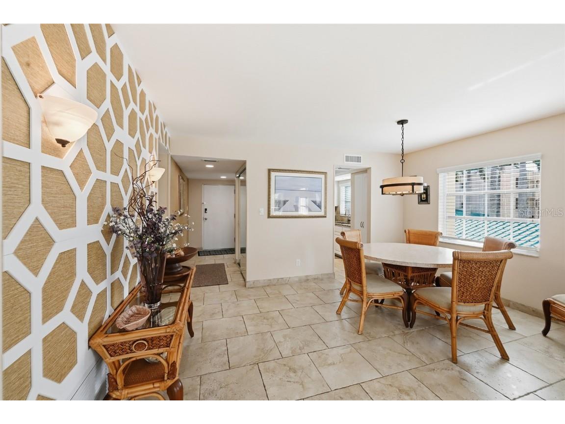 5962 Midnight Pass Road #129 Sarasota FL 34242 A4672593 image8