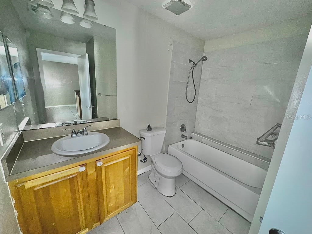 5962 Westgate Drive #204 Orlando FL 32835 O6417689 image21