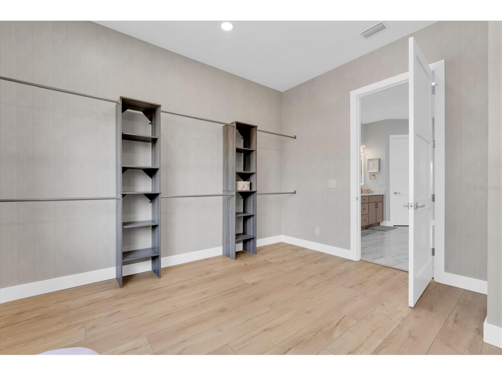 5964 Bayview Circle S Gulfport FL 33707 TB8440527 image24