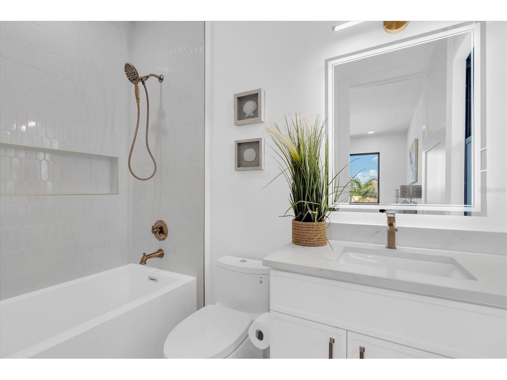 5964 Bayview Circle S Gulfport FL 33707 TB8440527 image31