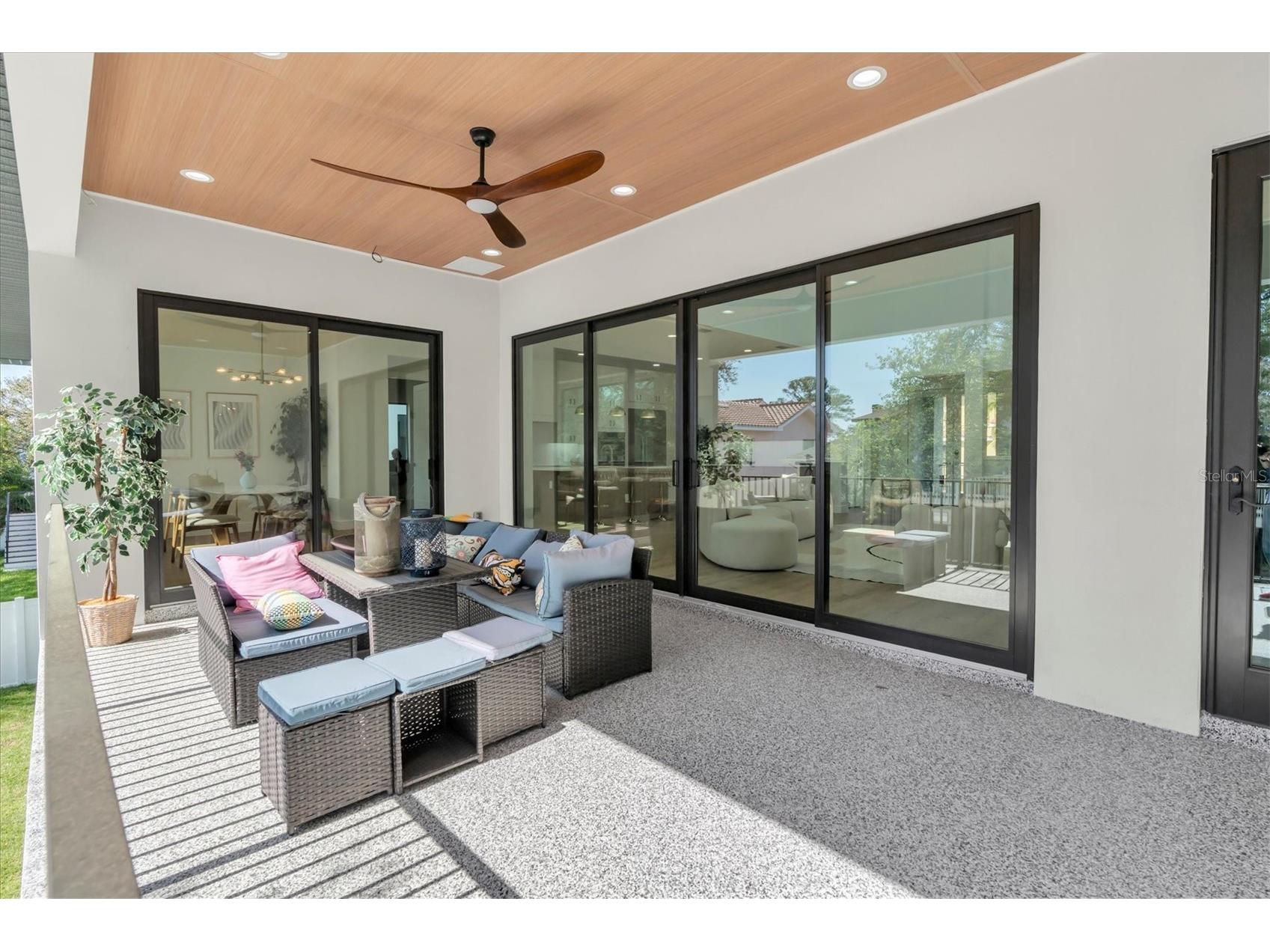 5964 Bayview Circle S Gulfport FL 33707 TB8440527 image42