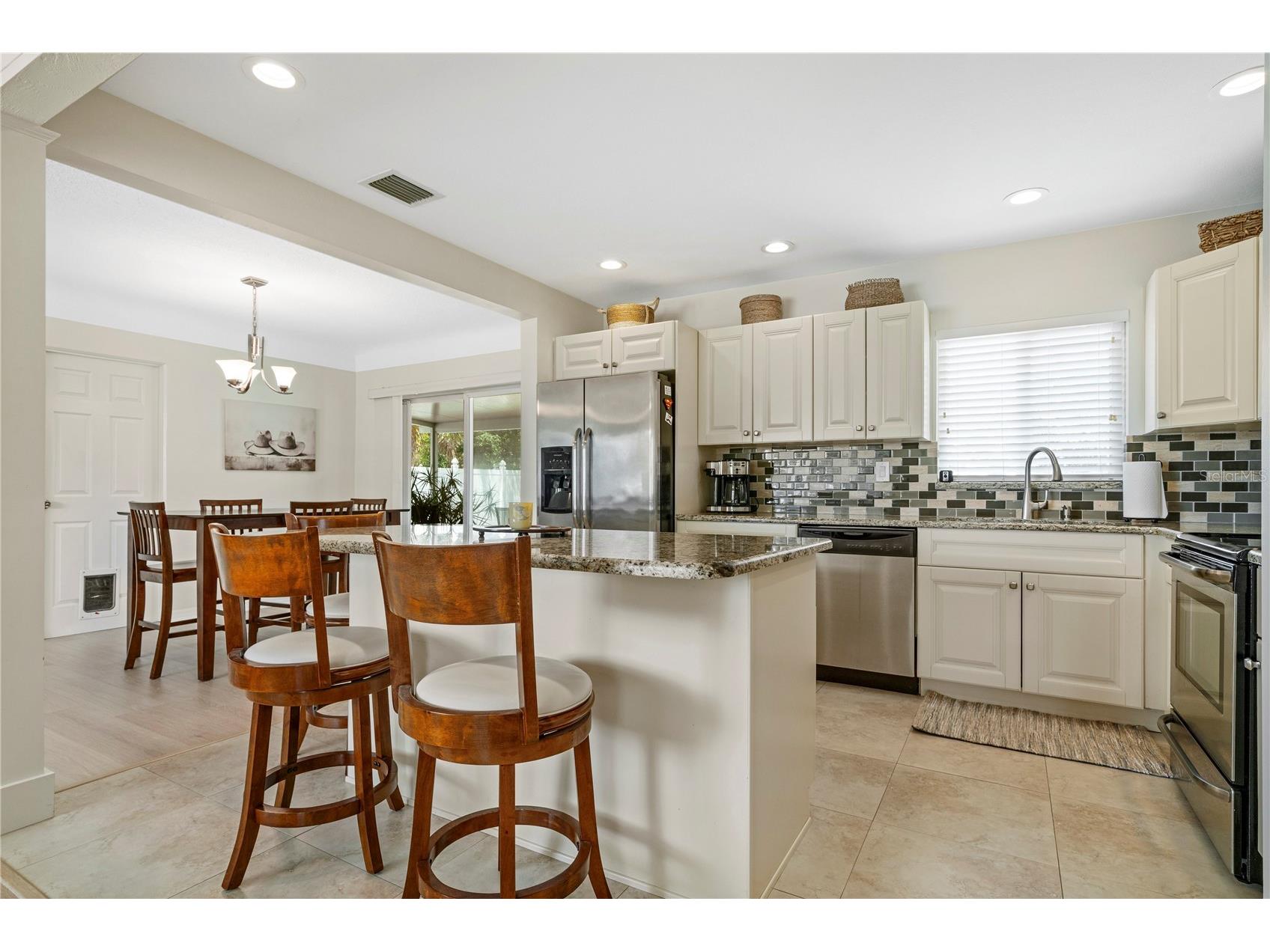 5965 15th Street N Saint Petersburg FL 33703 TB8503717 image12