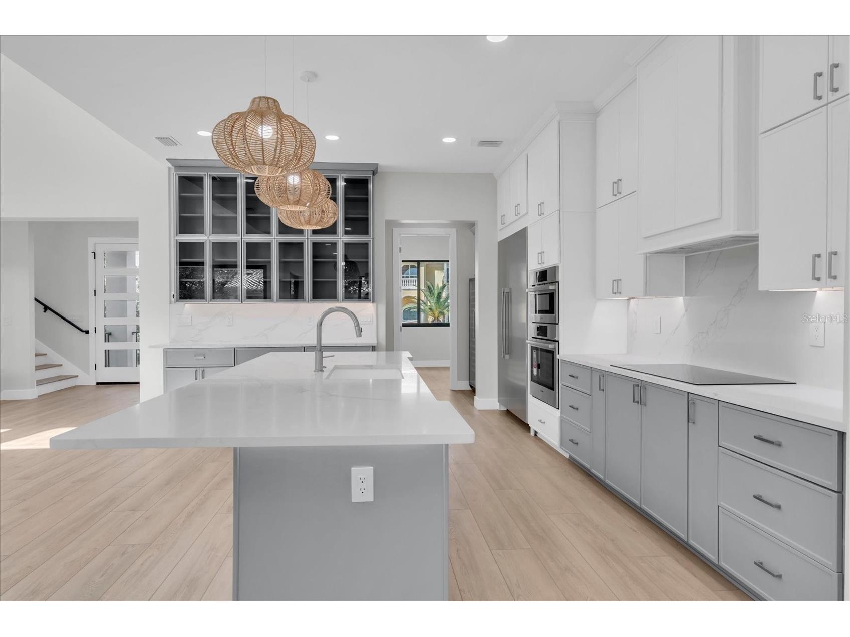 5966 Bayview Circle S Gulfport FL 33707 TB8440541 image18