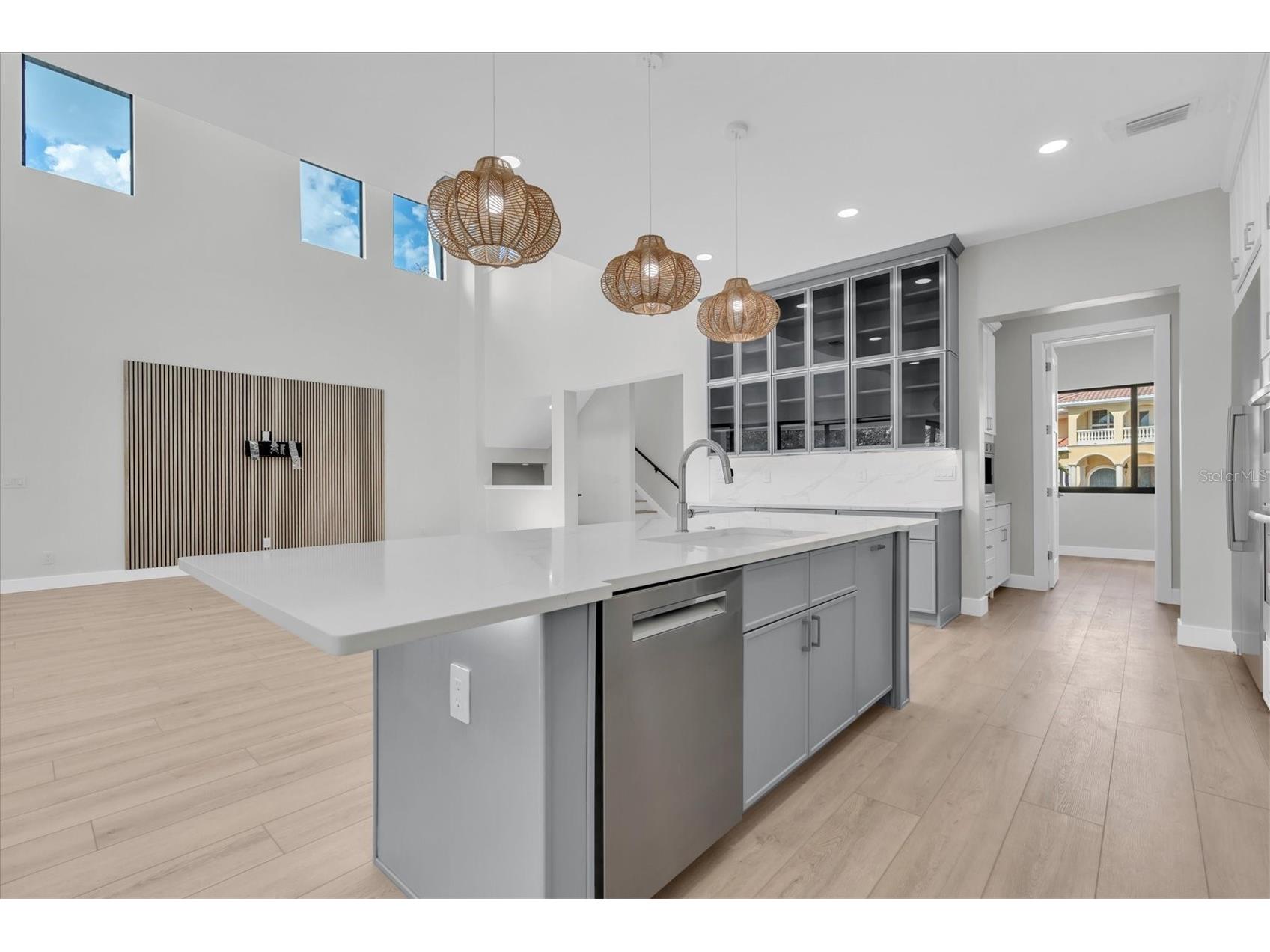 5966 Bayview Circle S Gulfport FL 33707 TB8440541 image20