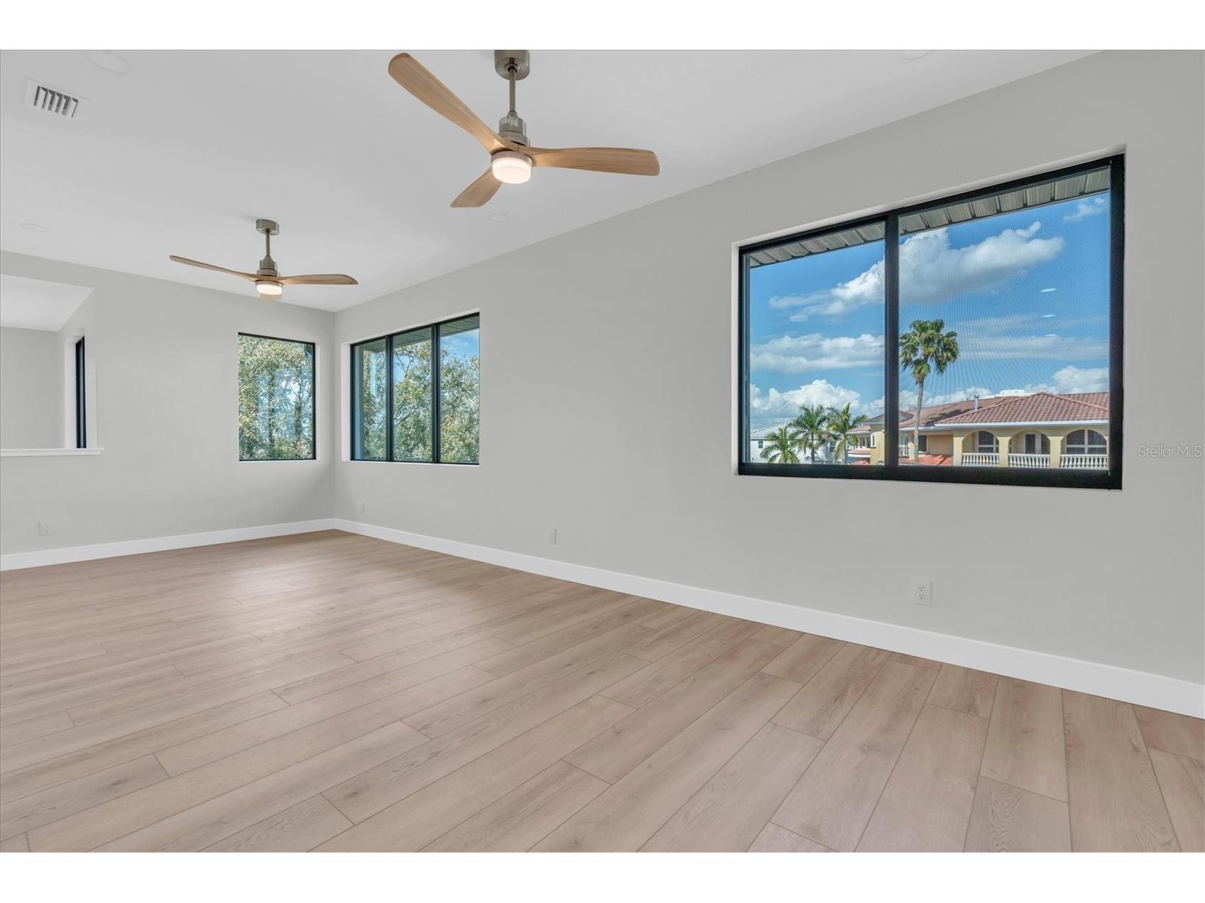 5966 Bayview Circle S Gulfport FL 33707 TB8440541 image34