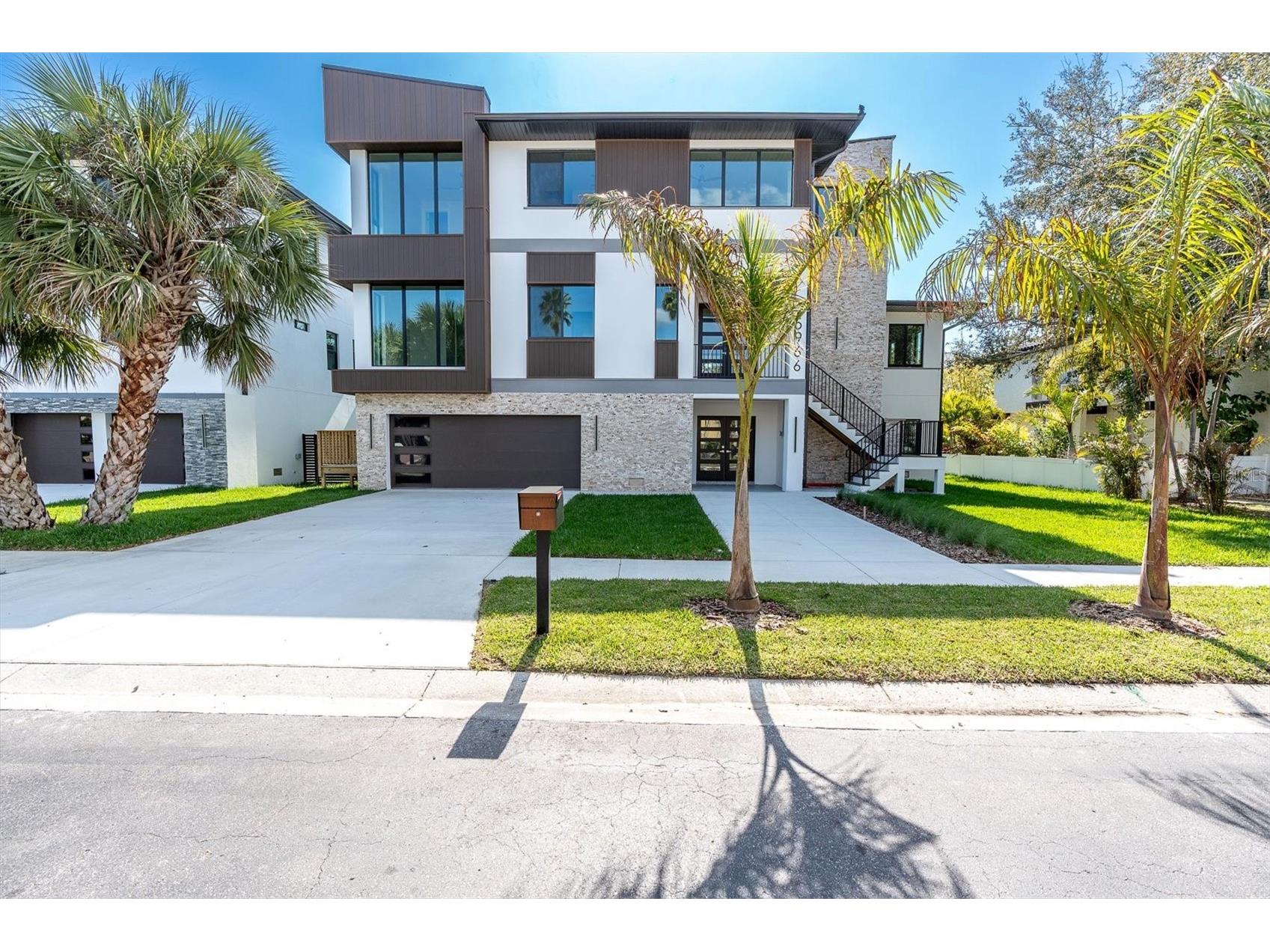 5966 Bayview Circle S Gulfport FL 33707 TB8440541 image58