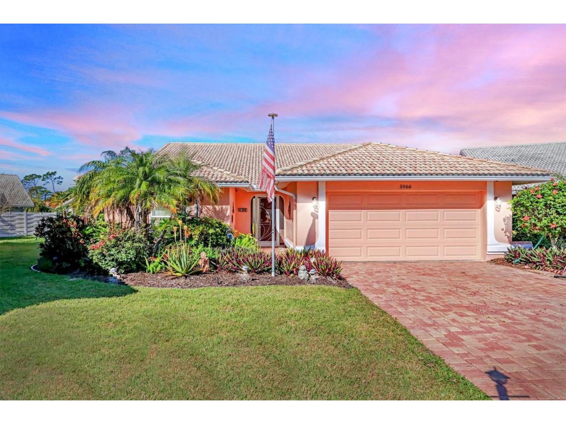 5966 San Michelle Drive Sarasota FL 34243 - LAKE 7 LRCA T3513955 image1