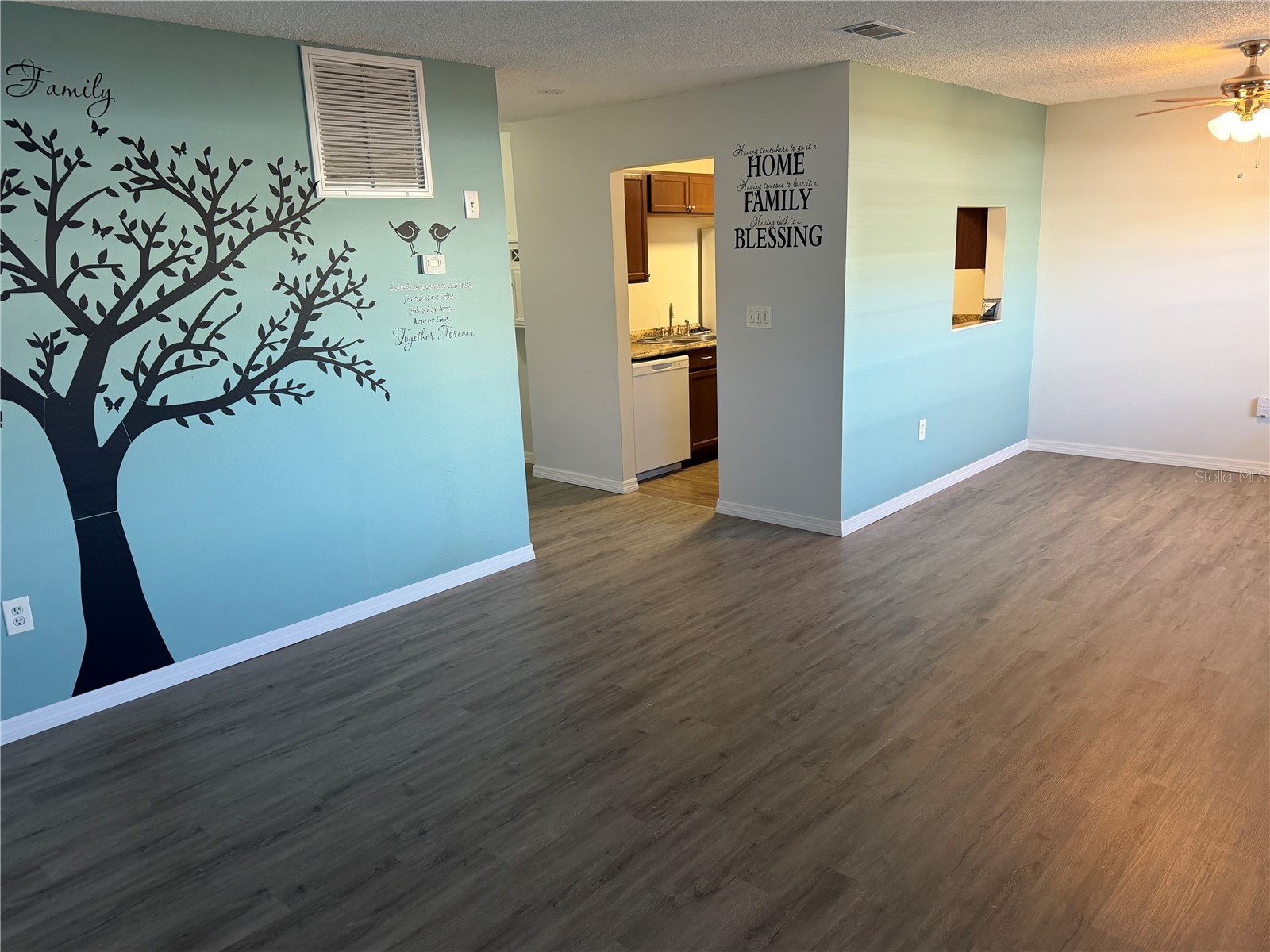 5967 Terrace Park Drive N #104 Saint Petersburg FL 33709 TB8498901 image2