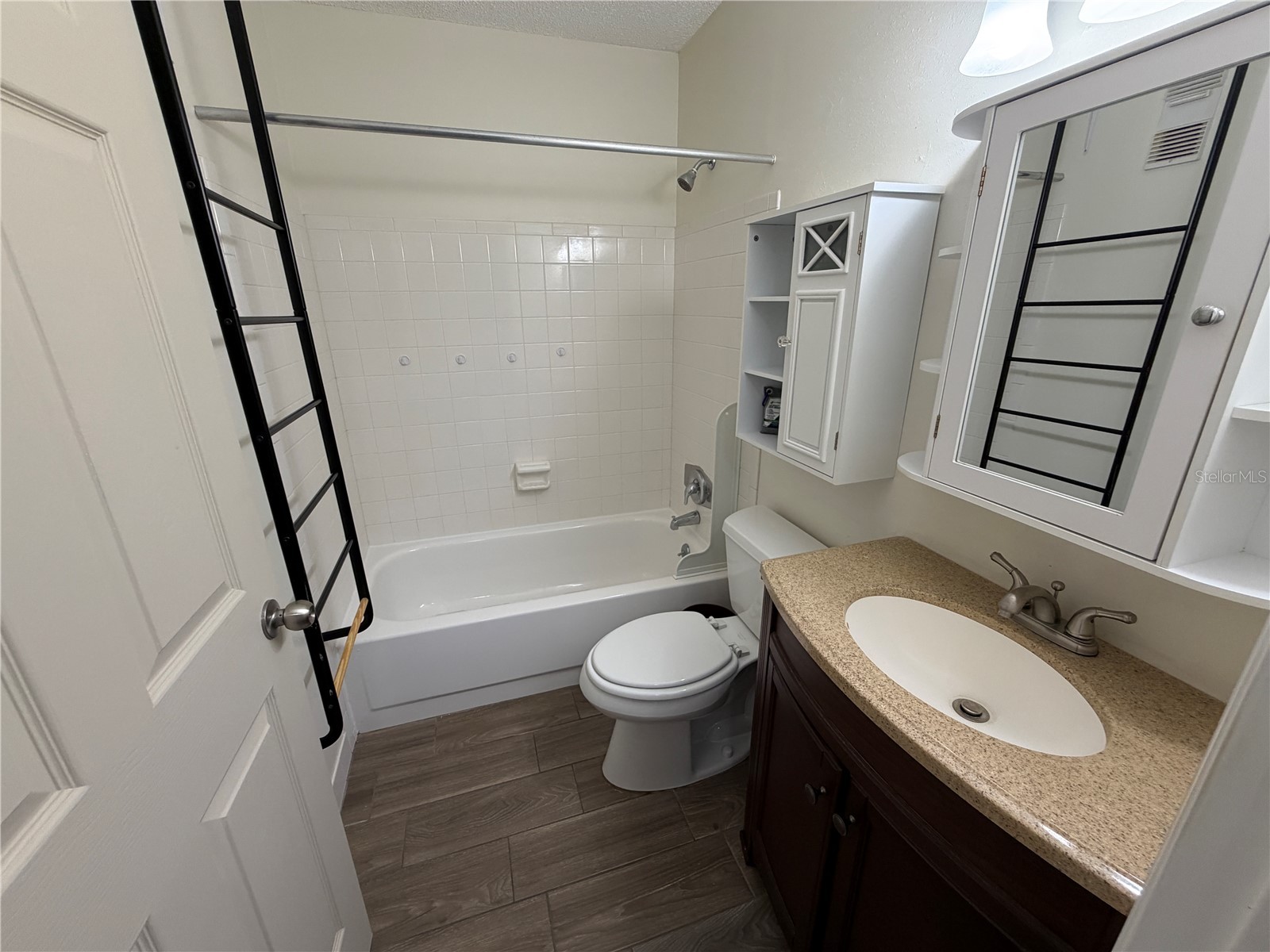 5967 Terrace Park Drive N #104 Saint Petersburg FL 33709 TB8498901 image3