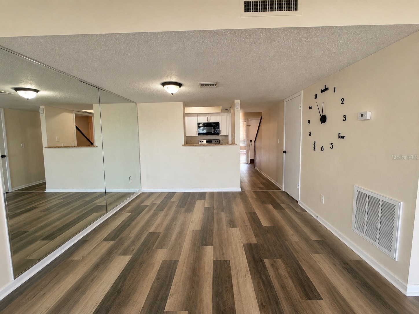 5967 Windhover Drive #7D Orlando FL 32819 O6405008 image2