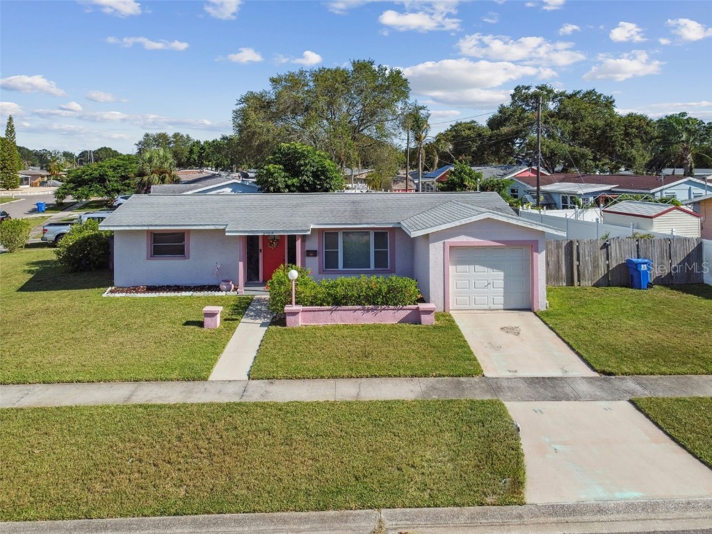 5968 33rd Avenue N Saint Petersburg FL 33710 U8207712 image1