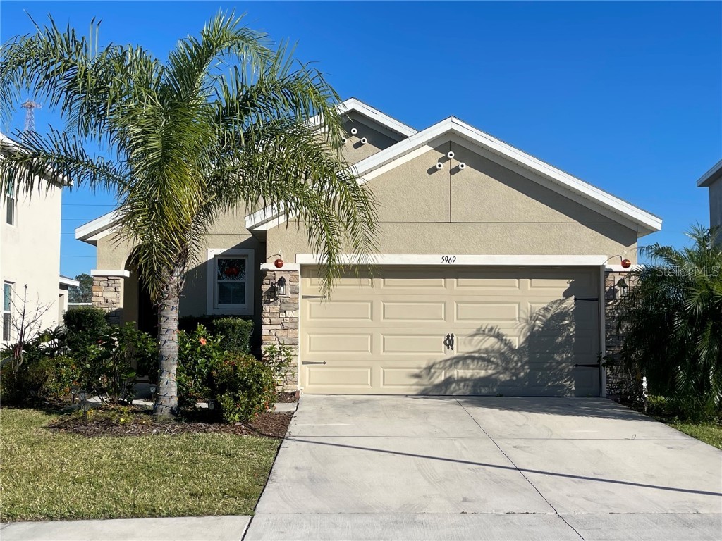 5969 Briar Rose Way Sarasota FL 34232 A4564788 image1
