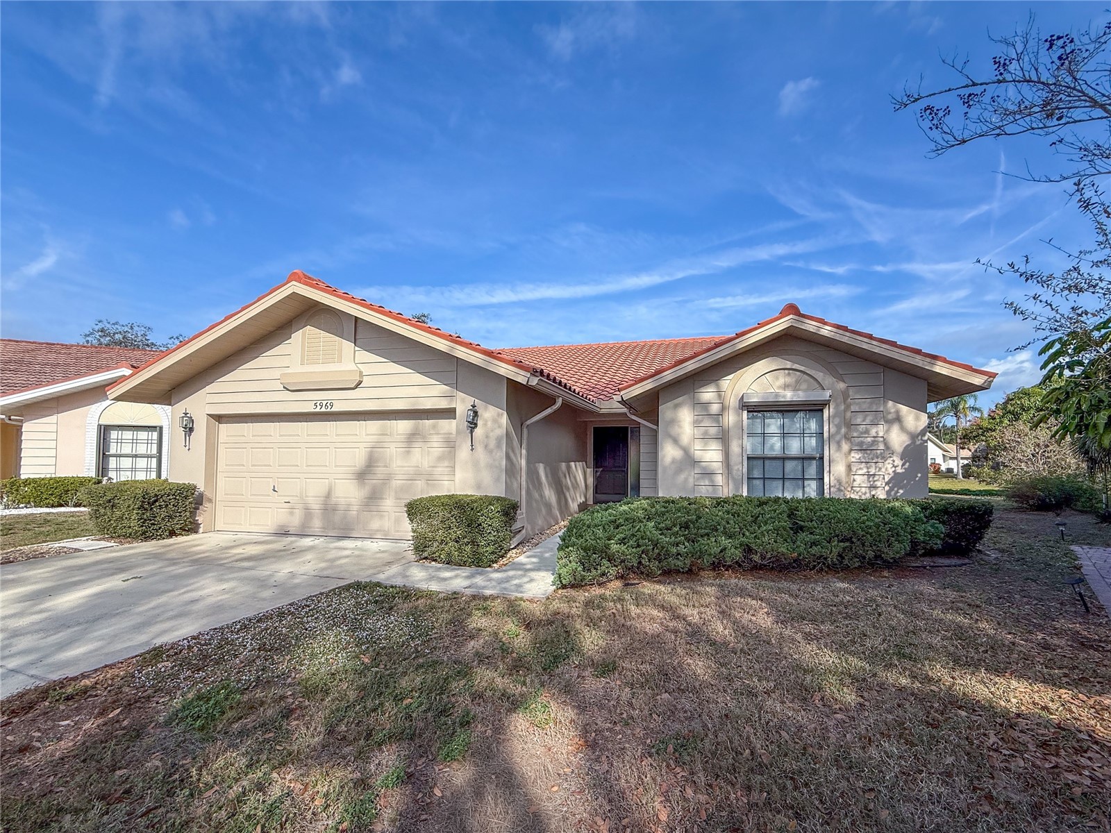 5969 San Michelle Drive Sarasota FL 34243 A4678320 image1