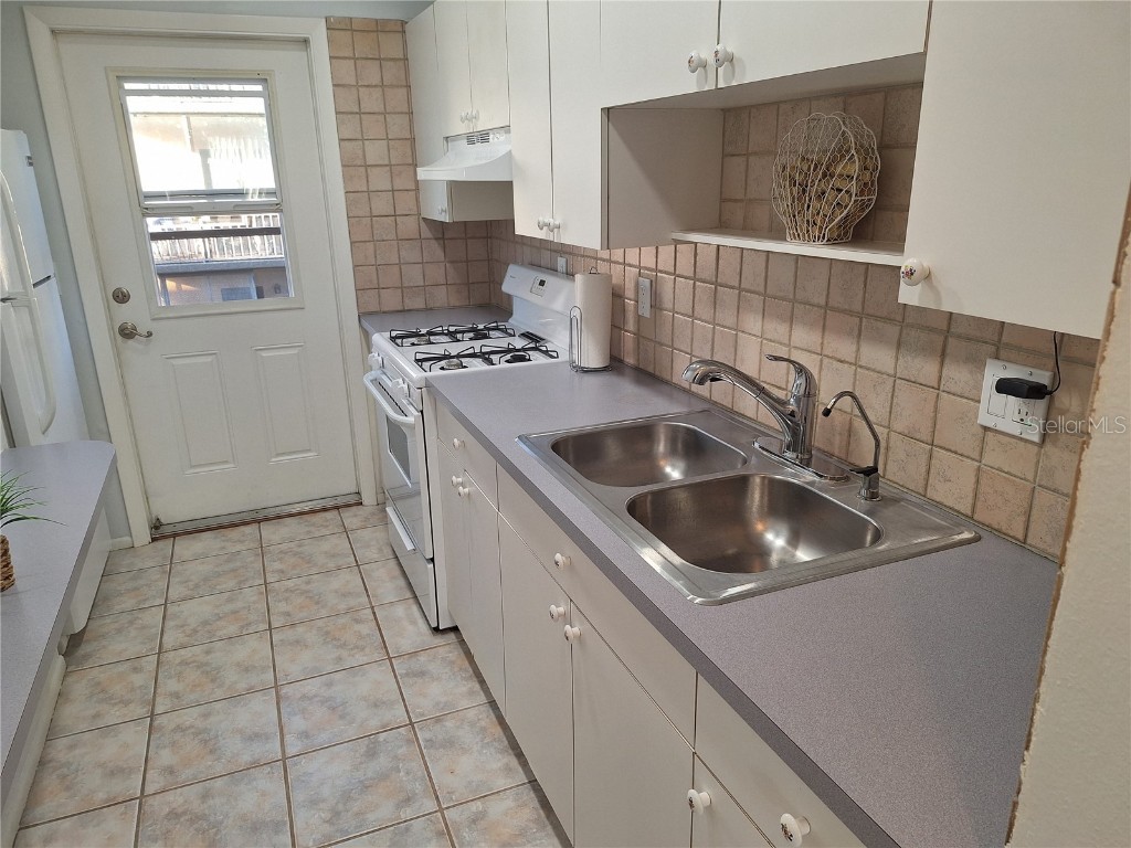 5969 Terrace Park Dr Drive N #203 Saint Petersburg FL 33709 TB8462232 image8