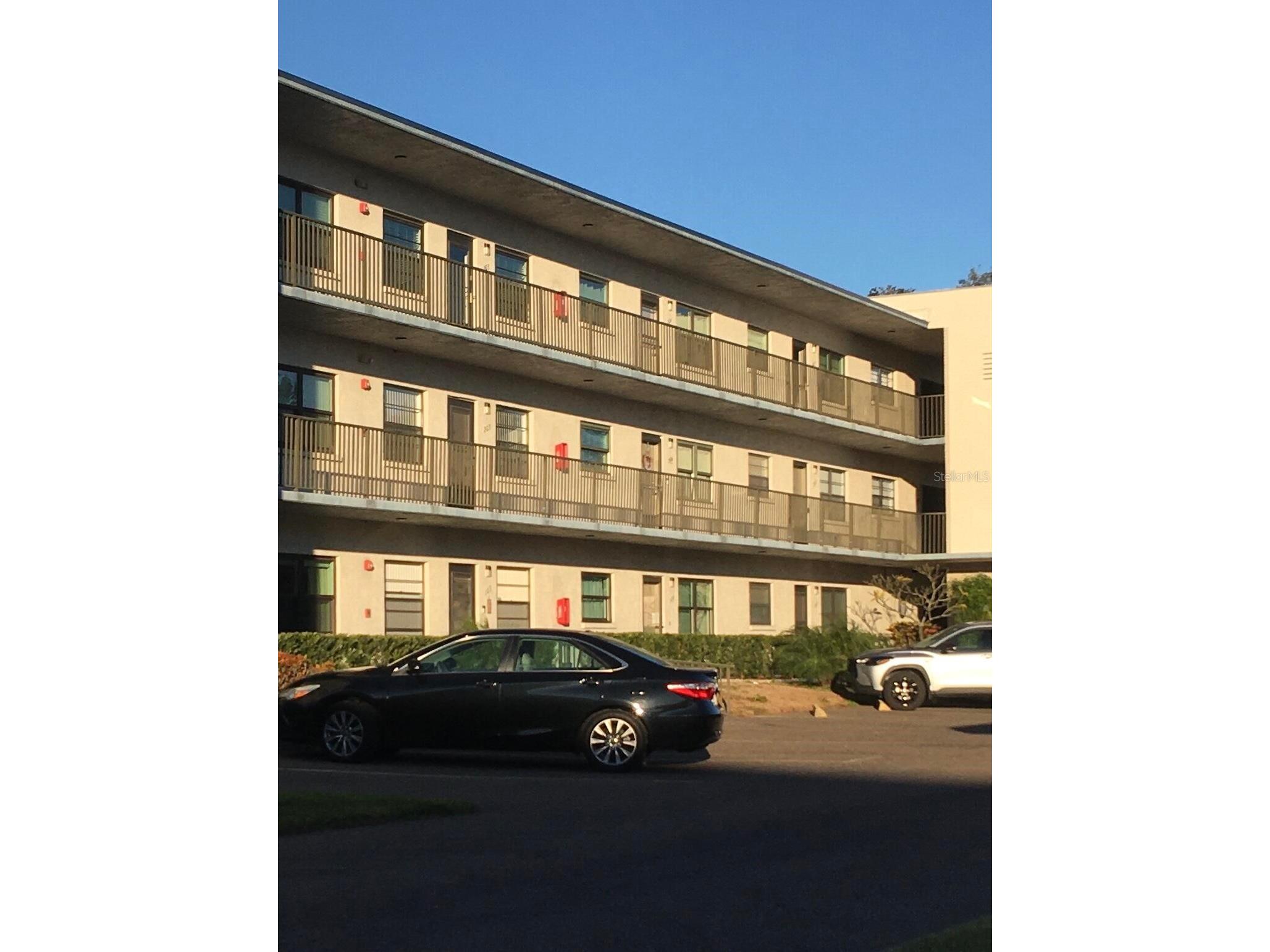 5969 Terrace Park Drive N #104 Saint Petersburg FL 33709 O6377094 image1