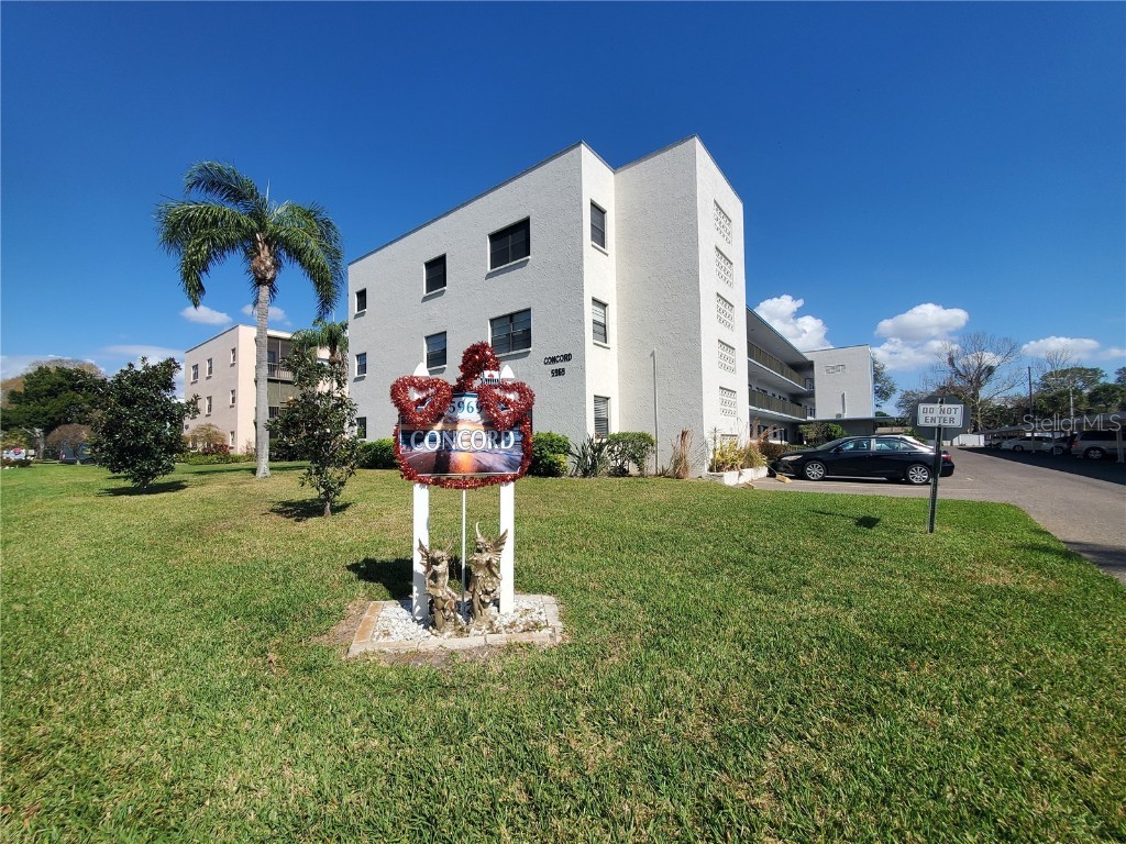 5969 Terrace Park Drive N #109 Saint Petersburg FL 33709 U8190406 image1