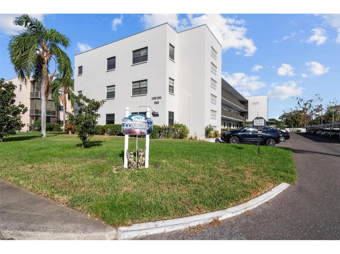 5969 Terrace Park Drive N #307 Saint Petersburg FL 33709 TB8322014 image1
