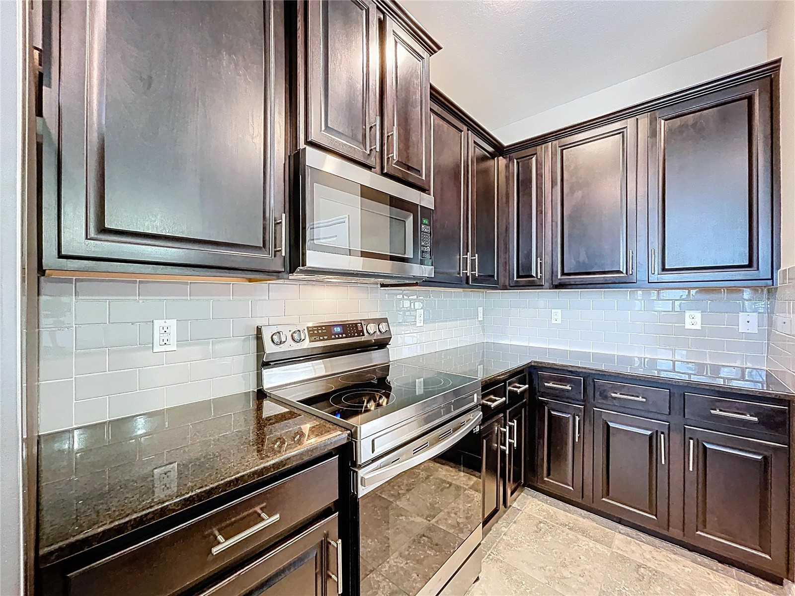 597 52nd Terrace N Saint Petersburg FL 33703 TB8492733 image10