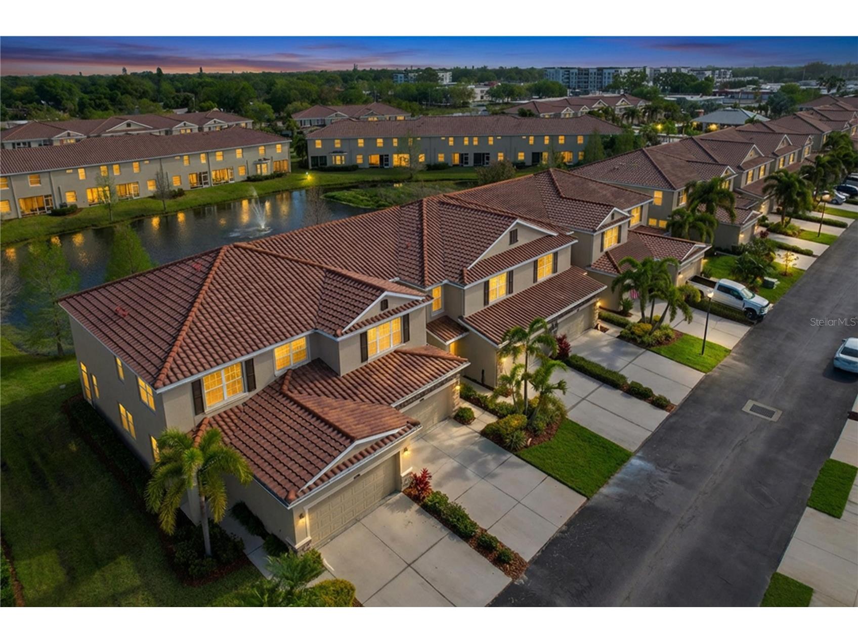 597 52nd Terrace N Saint Petersburg FL 33703 TB8492733 image2