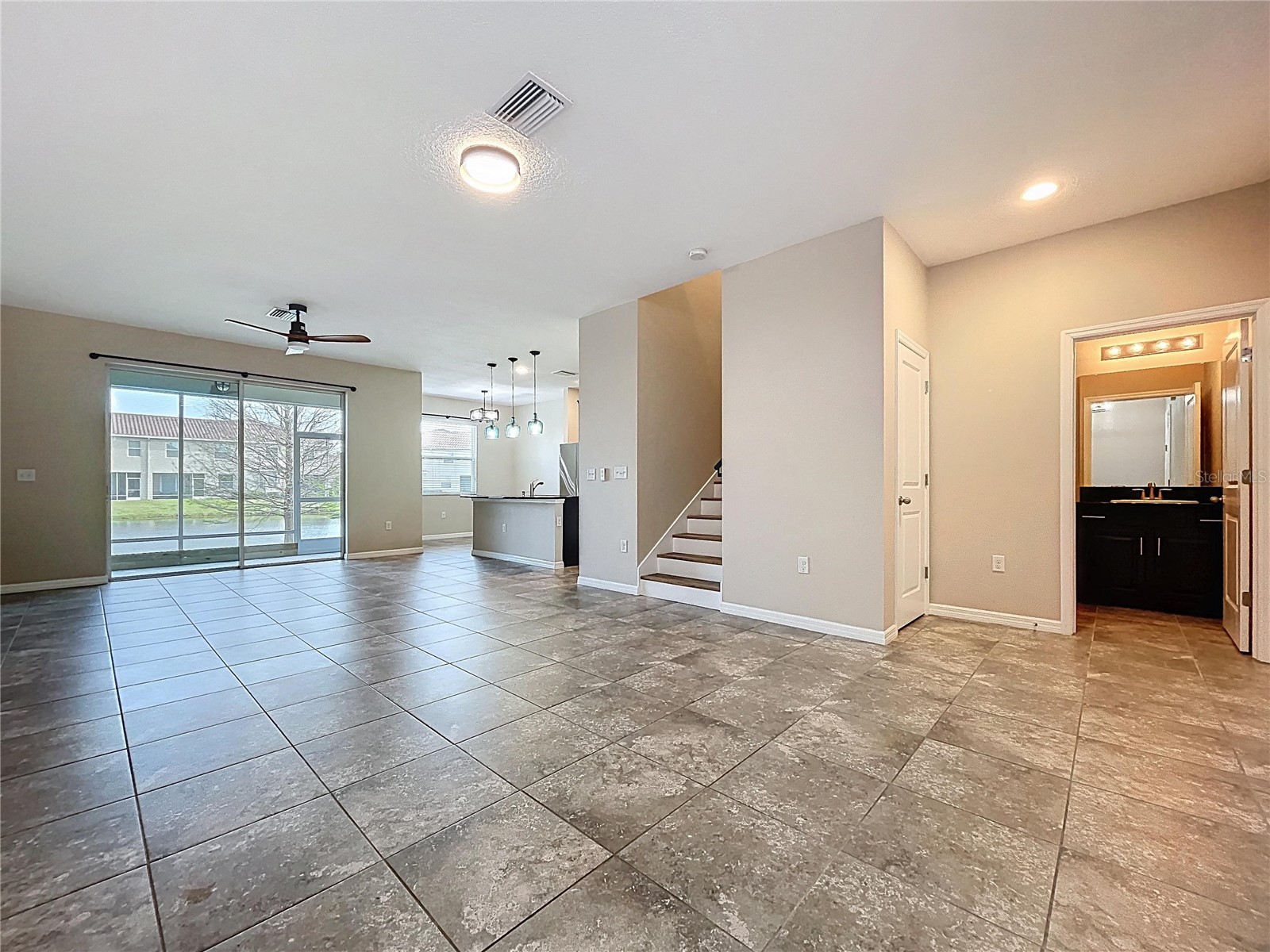 597 52nd Terrace N Saint Petersburg FL 33703 TB8492733 image4