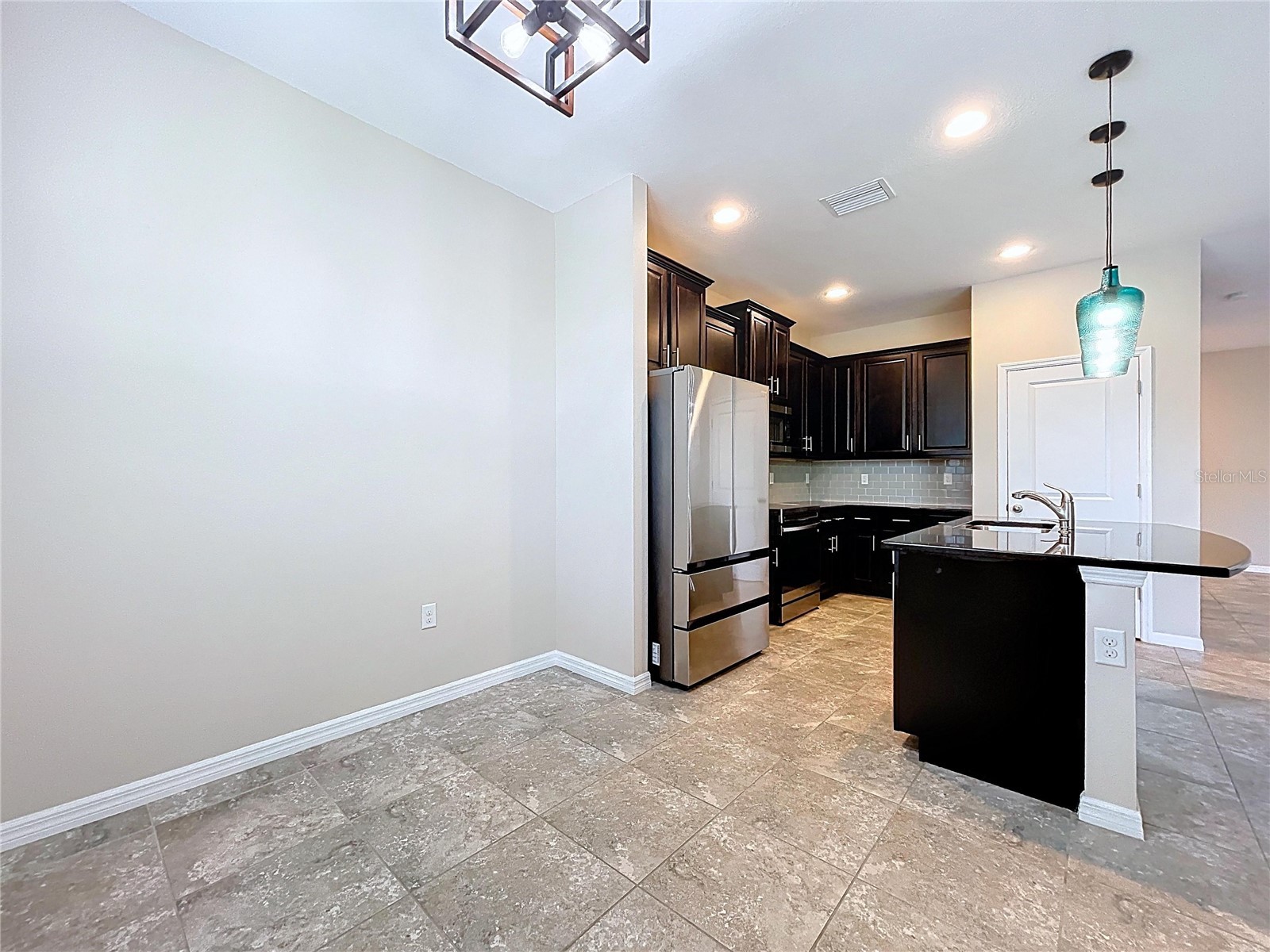 597 52nd Terrace N Saint Petersburg FL 33703 TB8492733 image9
