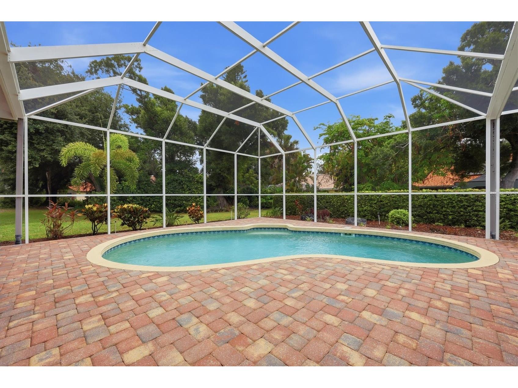 597 Aston Woods Court Venice FL 34293 N6144657 image2
