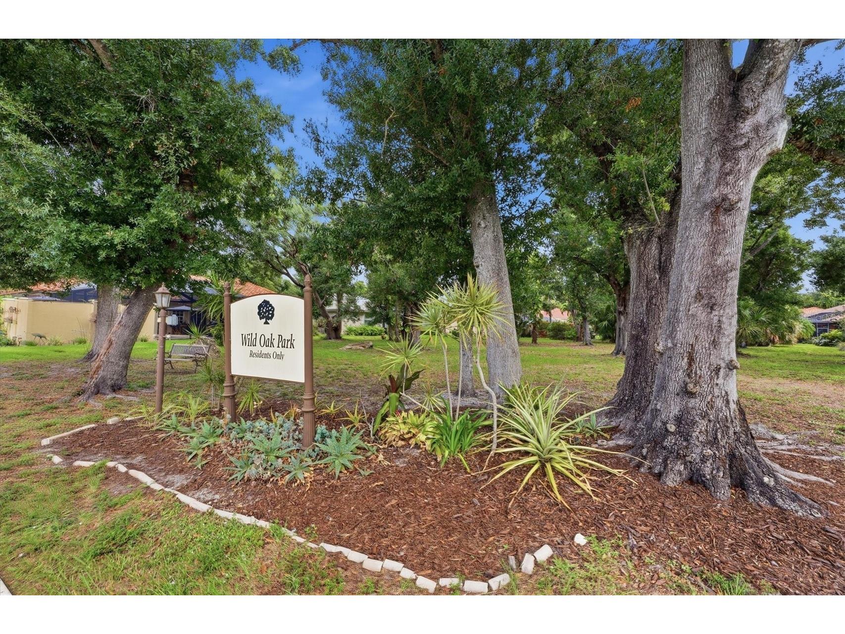597 Aston Woods Court Venice FL 34293 N6144657 image45