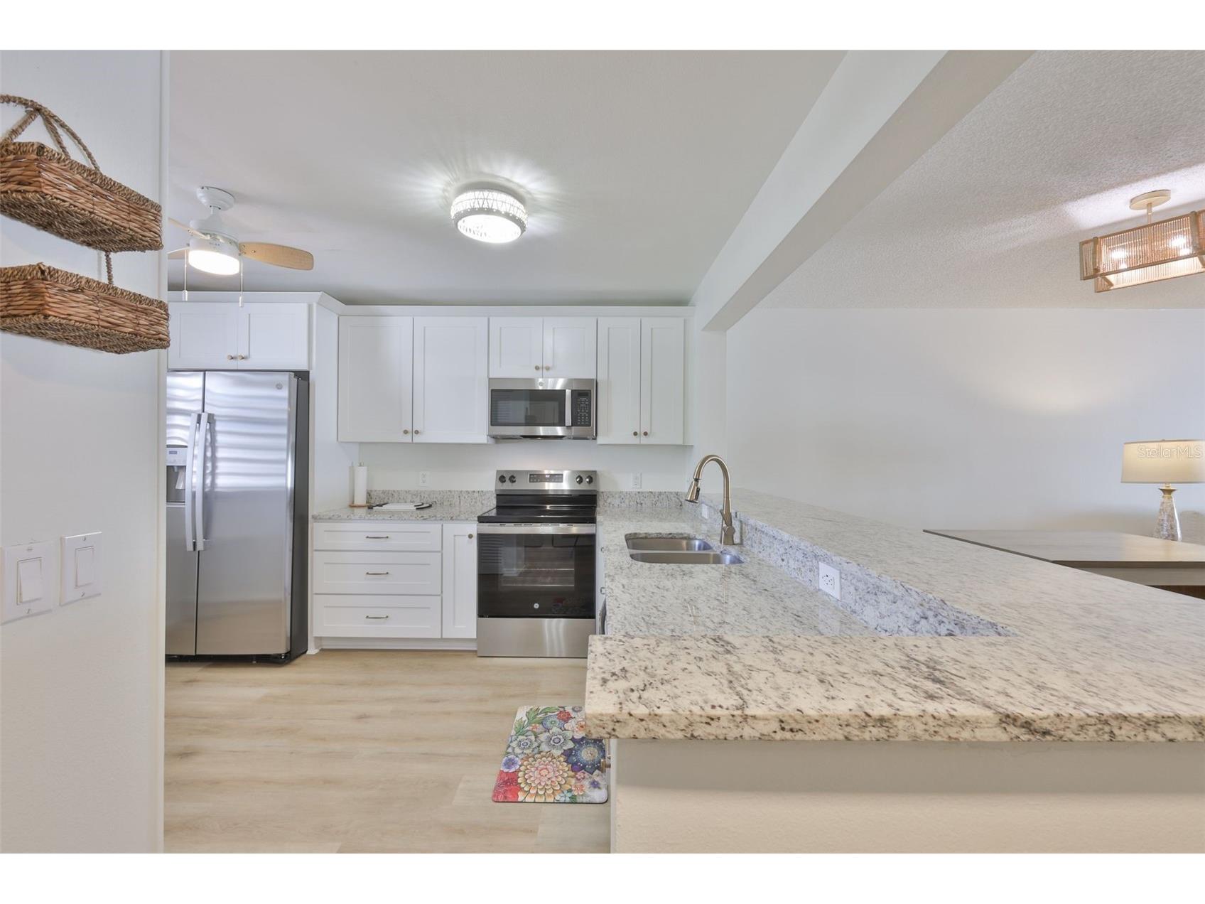597 Lakeside Drive #597 Bradenton FL 34210 A4684388 image13